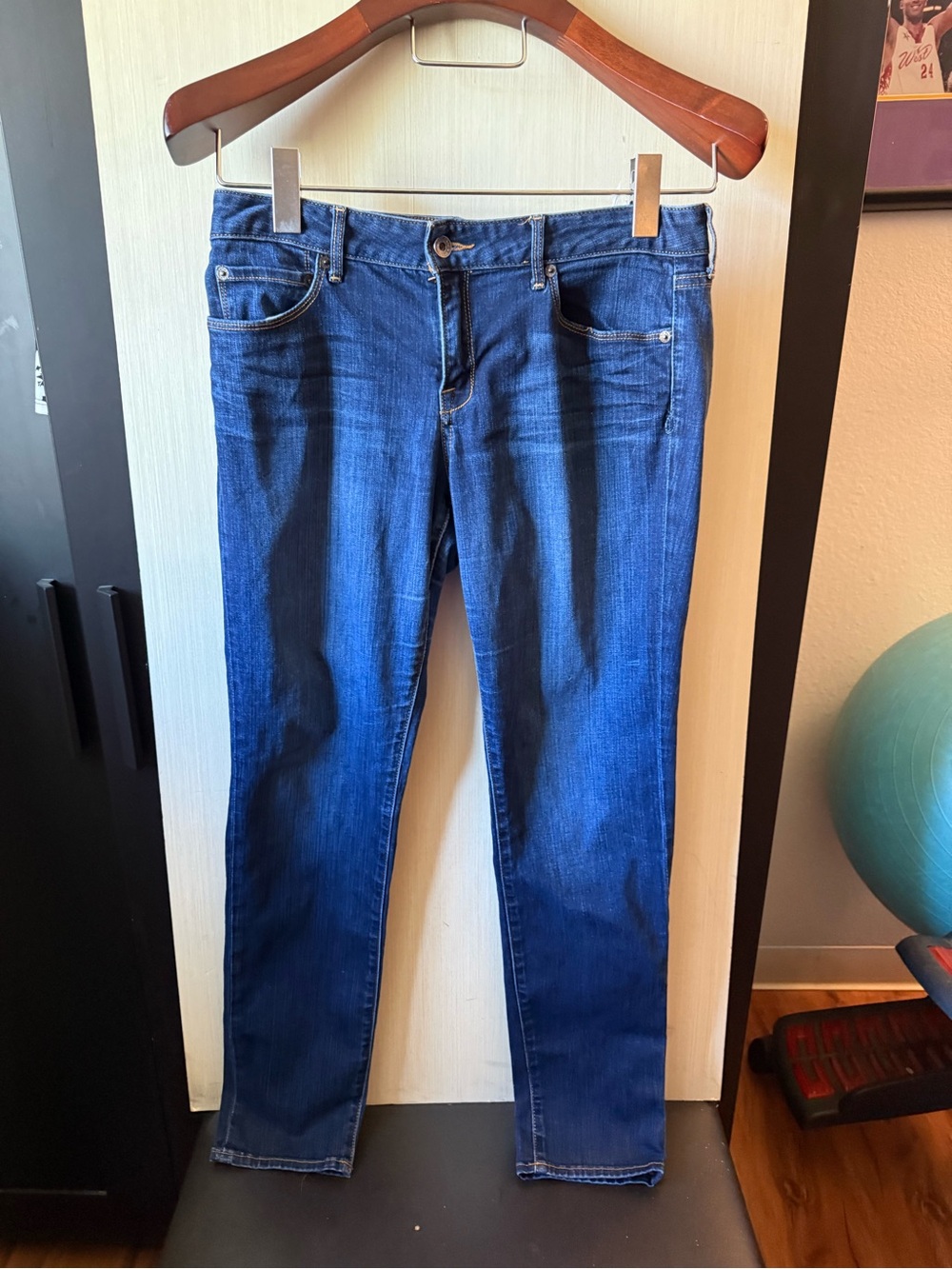 Lucky Brand Women's Dark Blue Slim Jeans - Classic Everyday Fit